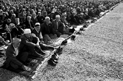 برپایی نماز عید قربان در بندر ترکمن