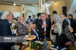تاکید وزیر ارشاد بر نقش پیشکسوتان هنرمند در حمایت از کالای ایرانی