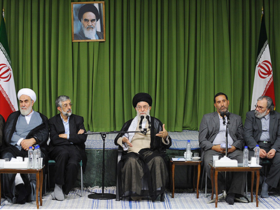 شعرا حدود را در بیان مسائل دل و عواطف نگه دارند