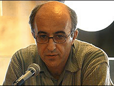 جدیدترین مجموعه داستان اکبریانی "آرامبخش می‌خواهم" نام گرفت 