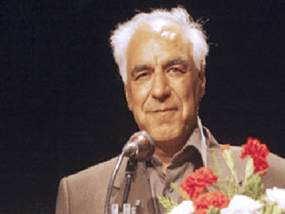 خسرو احتشامی از انتشار شعرهای تازه‌اش خبر داد