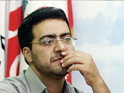 داستان کوتاه دفاع مقدس موفق‌تر از رمان بوده است