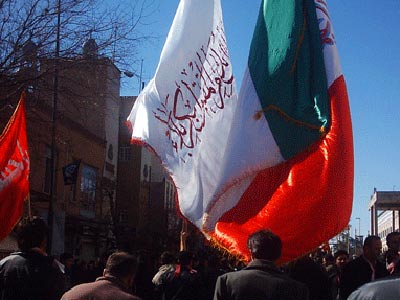 نظر رهبر انقلاب درباره علامت‌های عزاداری و پخش صدای مداحی در ساعات استراحت مردم