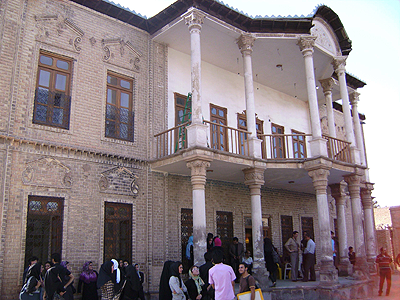 تبیین فلسفه بزرگداشت اربعین در همایش چهل روز سرخ
