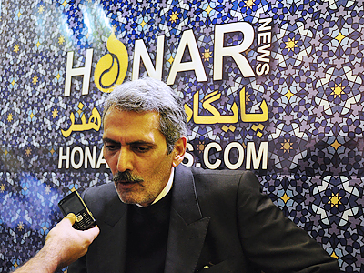 در  فیلم «برف روی شیروانی داغ» شخصیت ها سنبل قشرهای مختلف جامعه هستند