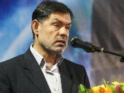 شعر انقلاب يكي از درخشان ترين نمونه هاي ادبي در جهان است