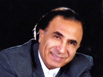 «مشاعره» در نمايشگاه كتاب عرضه مي‌شود