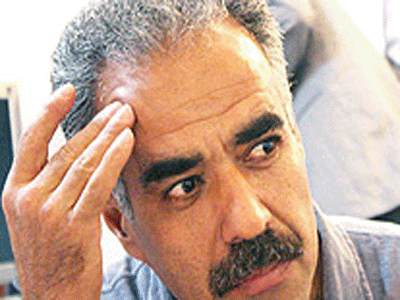 جواد افهمي با «ستاره‌هاي دب اصغر» به نمايشگاه كتاب آمد