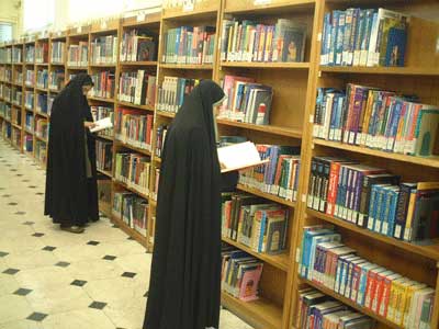 مناسبات فرهنگی جامعه و پیوند با مخاطبین کتاب در دهه 60