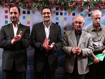 برگزيدگان چهارمين جشنواره قصه‌نويسي كودك و نوجوان تجليل شدند