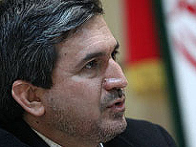 وجه تمایز جشنواره داستان انقلاب با سایر جشنواره­های ادبی در بررسی کتاب­هایی است که هنوز منتشر نشده اند