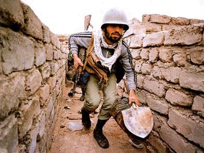 حوادث طنزی که توسط رزمندگان برای تغییر فضا در جبهه ایجاد شد