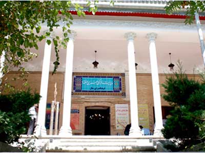 کتاب «چه زود بزرگ شدم»در فرهنگسرای ملل نقد می شود