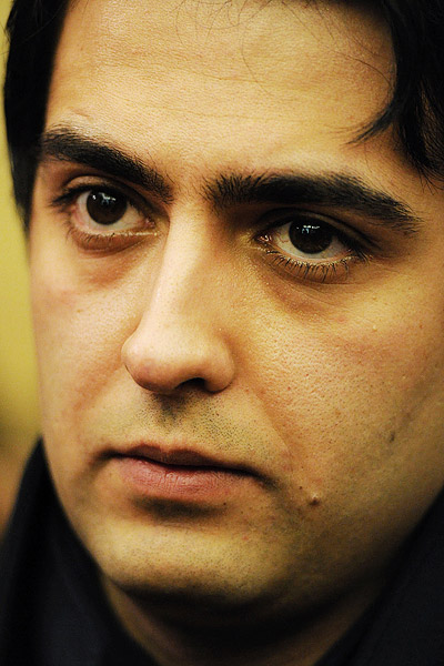نشست خبری فیلم سینمایی برف روی شیروانی داغ به کارگردانی محمد هادی کریمی 