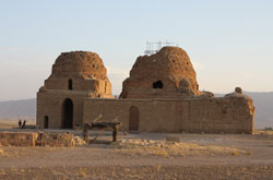 بازمانده دوره ساسانی پذیرای یادگارنویسان ، گوسفندان و محلی برای اسکان نگهبانان!