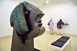 نمایشگاه مجسمه های کوچک پرویز تناولی