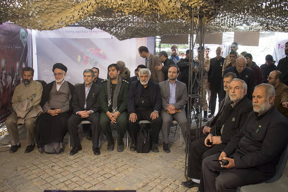 افتتاح نمایشگاه بسیج در جوار حرم حضرت سید علاءالدین حسین(ع) با حضور رئیس اسبق سازمان انژی اتمی