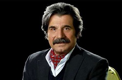 یادی از سفر پاییزی عزت الله مهرآوران و عشقش به فرهنگ ایران